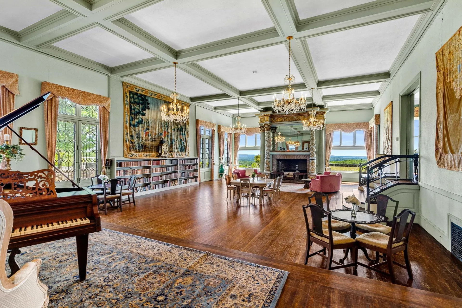 4 Windmill Hill Road Dublin NH 03444