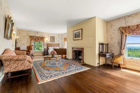 4 Windmill Hill Road Dublin NH 03444