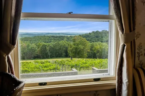 4 Windmill Hill Road Dublin NH 03444