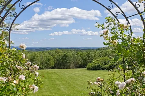 4 Windmill Hill Road Dublin NH 03444