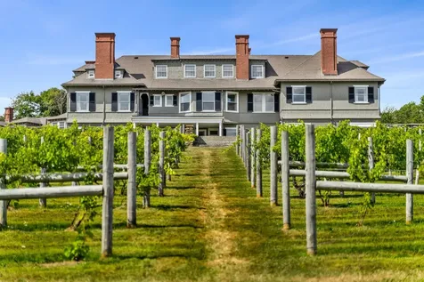 4 Windmill Hill Road Dublin NH 03444