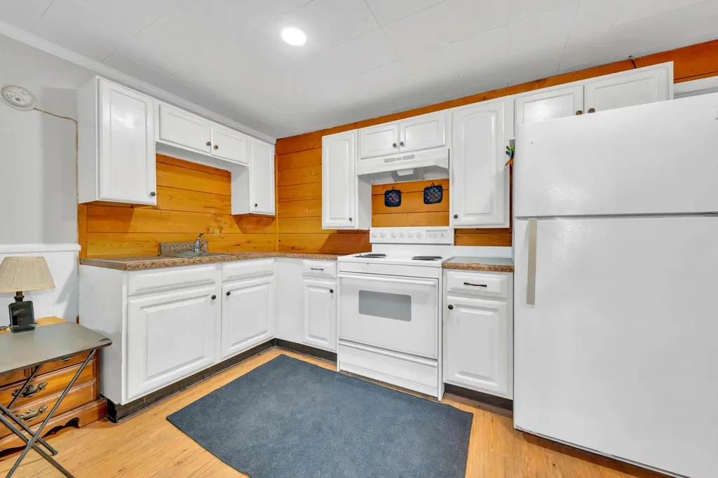 156 Joliette Street Manchester NH 03102