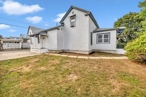 156 Joliette Street Manchester NH 03102