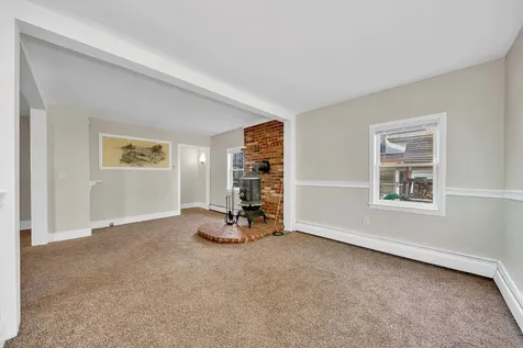 156 Joliette Street Manchester NH 03102