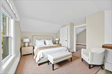 156 Joliette Street Manchester NH 03102