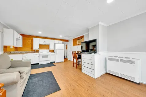 156 Joliette Street Manchester NH 03102