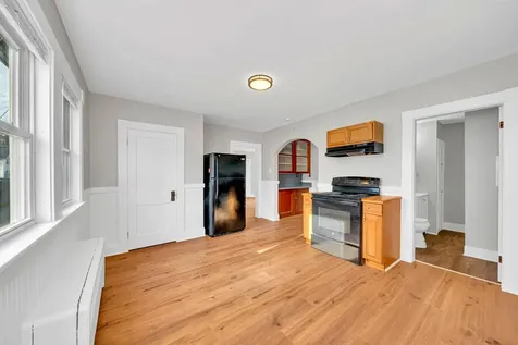 156 Joliette Street Manchester NH 03102