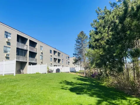 75 Treetop Circle Laconia NH 03246