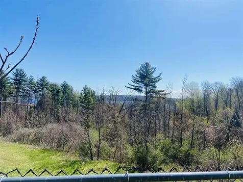 75 Treetop Circle Laconia NH 03246