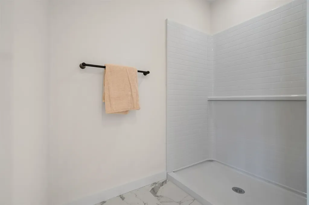 4 Tanager Circle Concord NH 03301