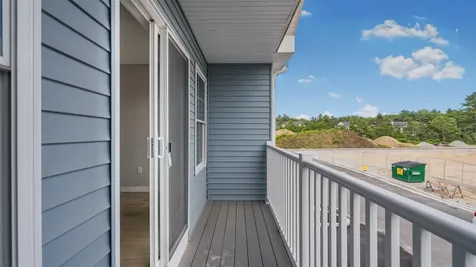 4 Tanager Circle Concord NH 03301