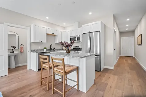 4 Tanager Circle Concord NH 03301