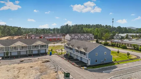 4 Tanager Circle Concord NH 03301