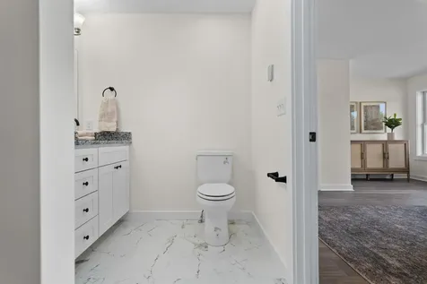 4 Tanager Circle Concord NH 03301