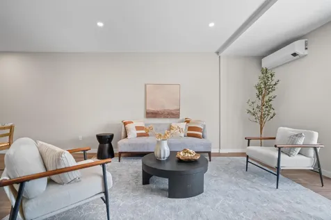 4 Tanager Circle Concord NH 03301