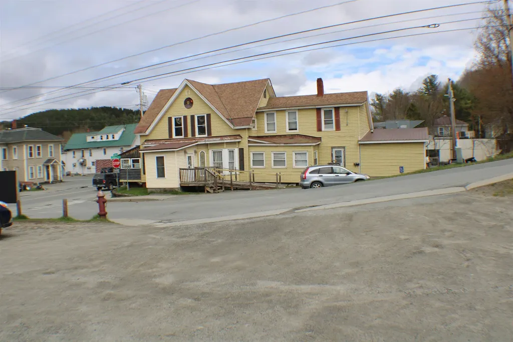 264 Portland Street St. Johnsbury VT 05819