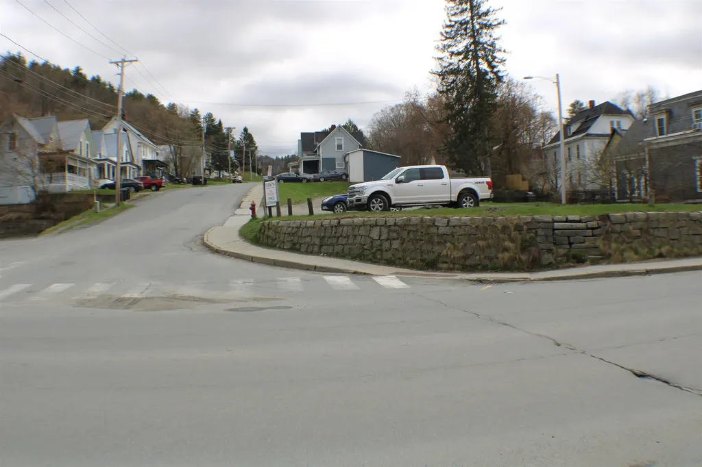 264 Portland Street St. Johnsbury VT 05819