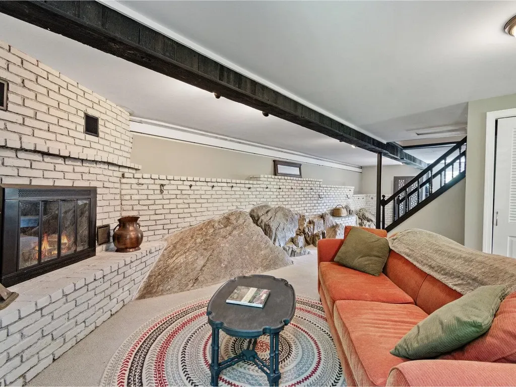 3120 Perry Hill Road Waterbury VT 05676