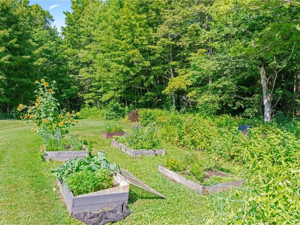 3120 Perry Hill Road Waterbury VT 05676