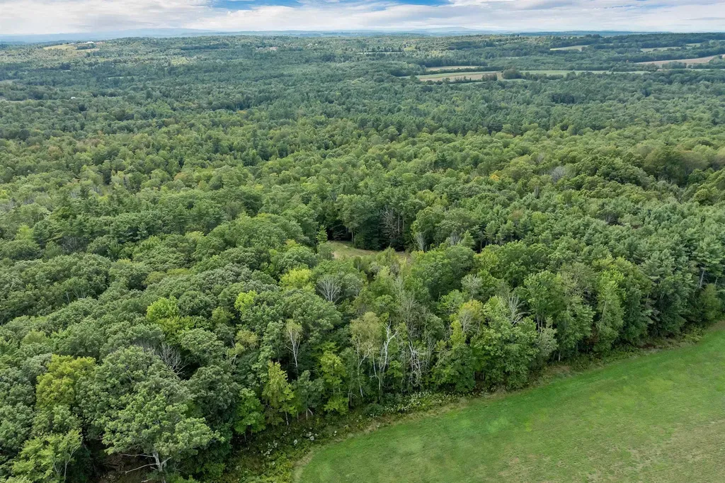 M1L52S3 Garland Road Barnstead NH 03218