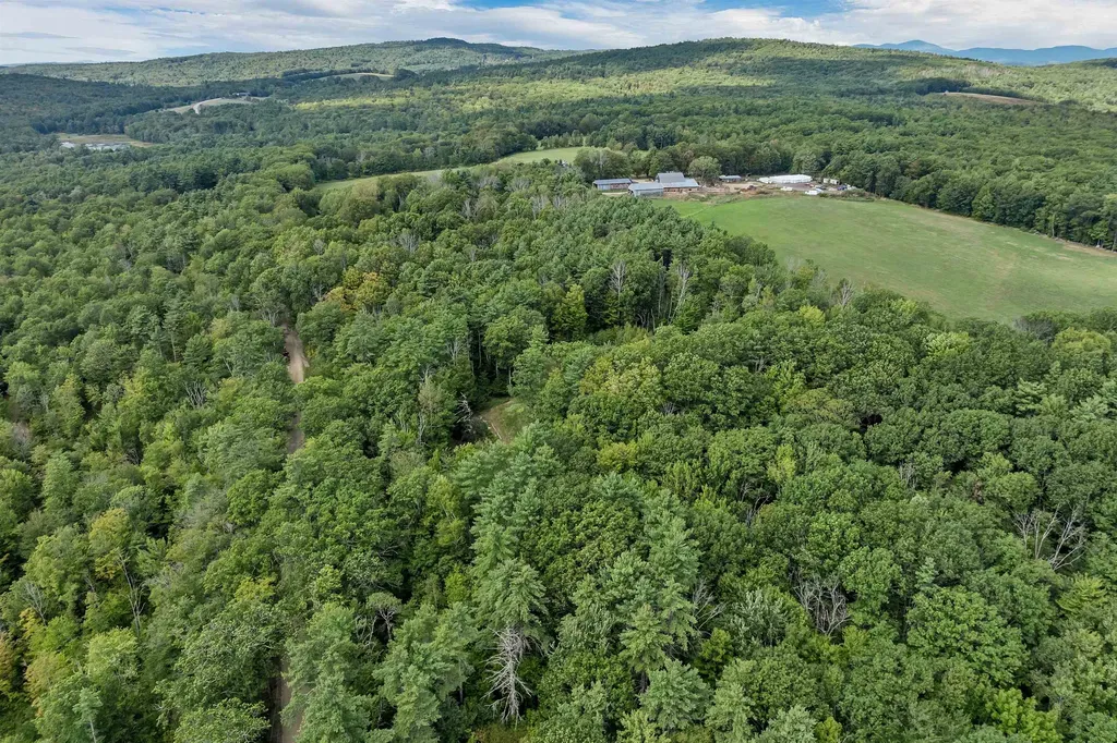 M1L52S3 Garland Road Barnstead NH 03218