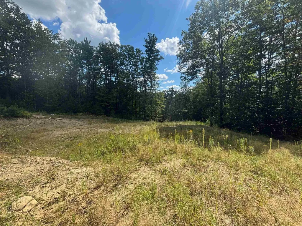 M1L52S3 Garland Road Barnstead NH 03218