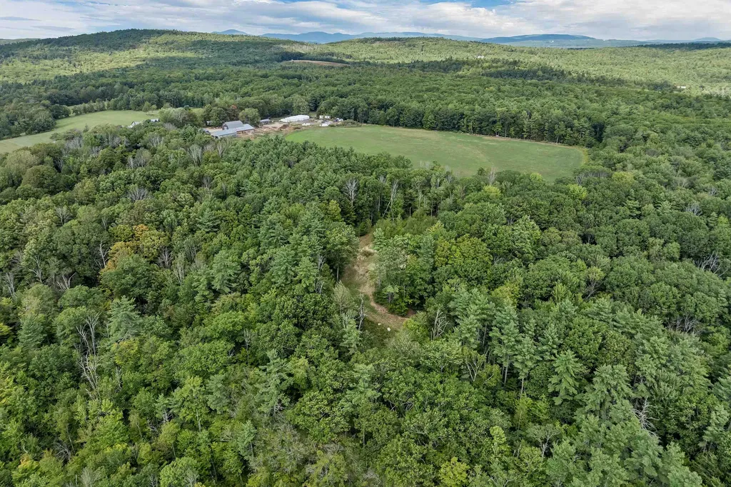 M1L52S3 Garland Road Barnstead NH 03218