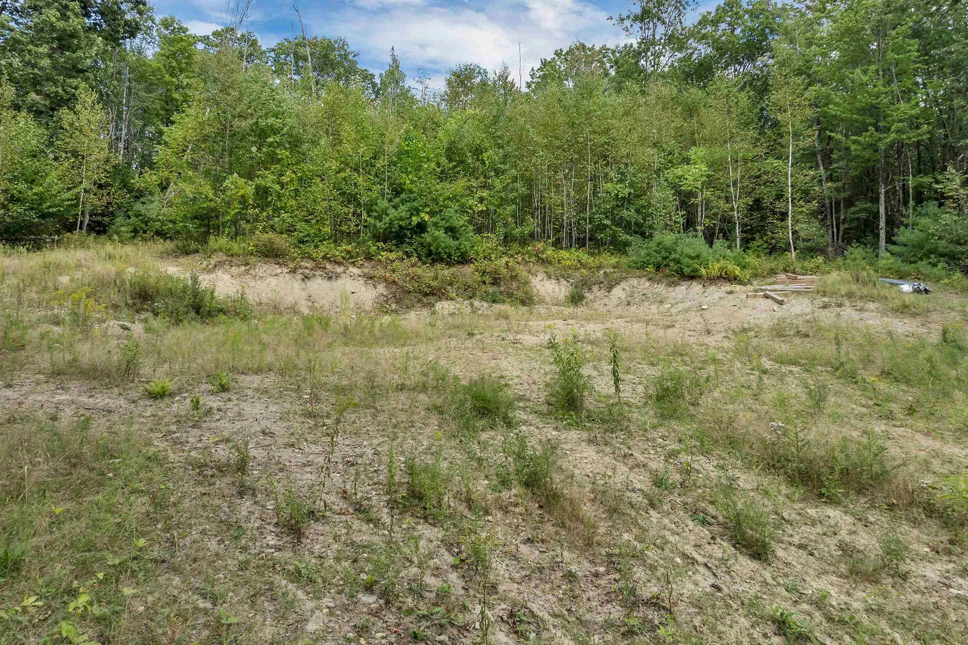 M1L52S3 Garland Road Barnstead NH 03218