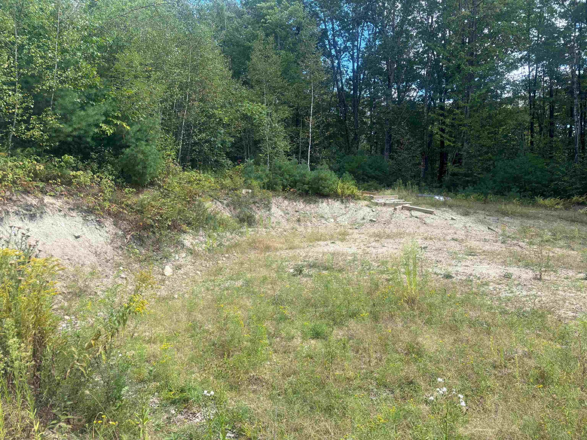 M1L52S3 Garland Road Barnstead NH 03218