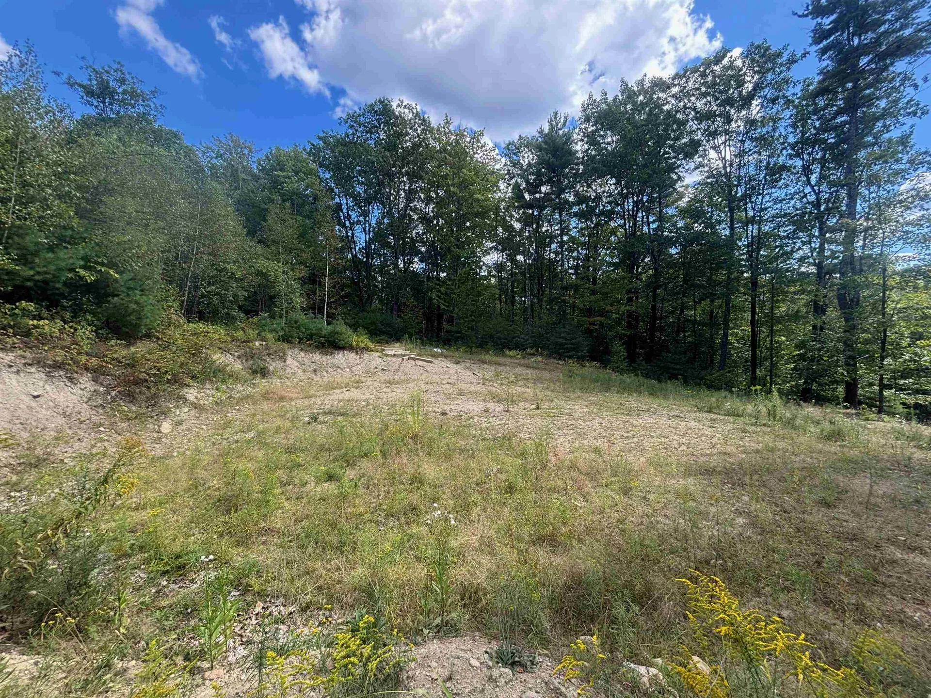 M1L52S3 Garland Road Barnstead NH 03218