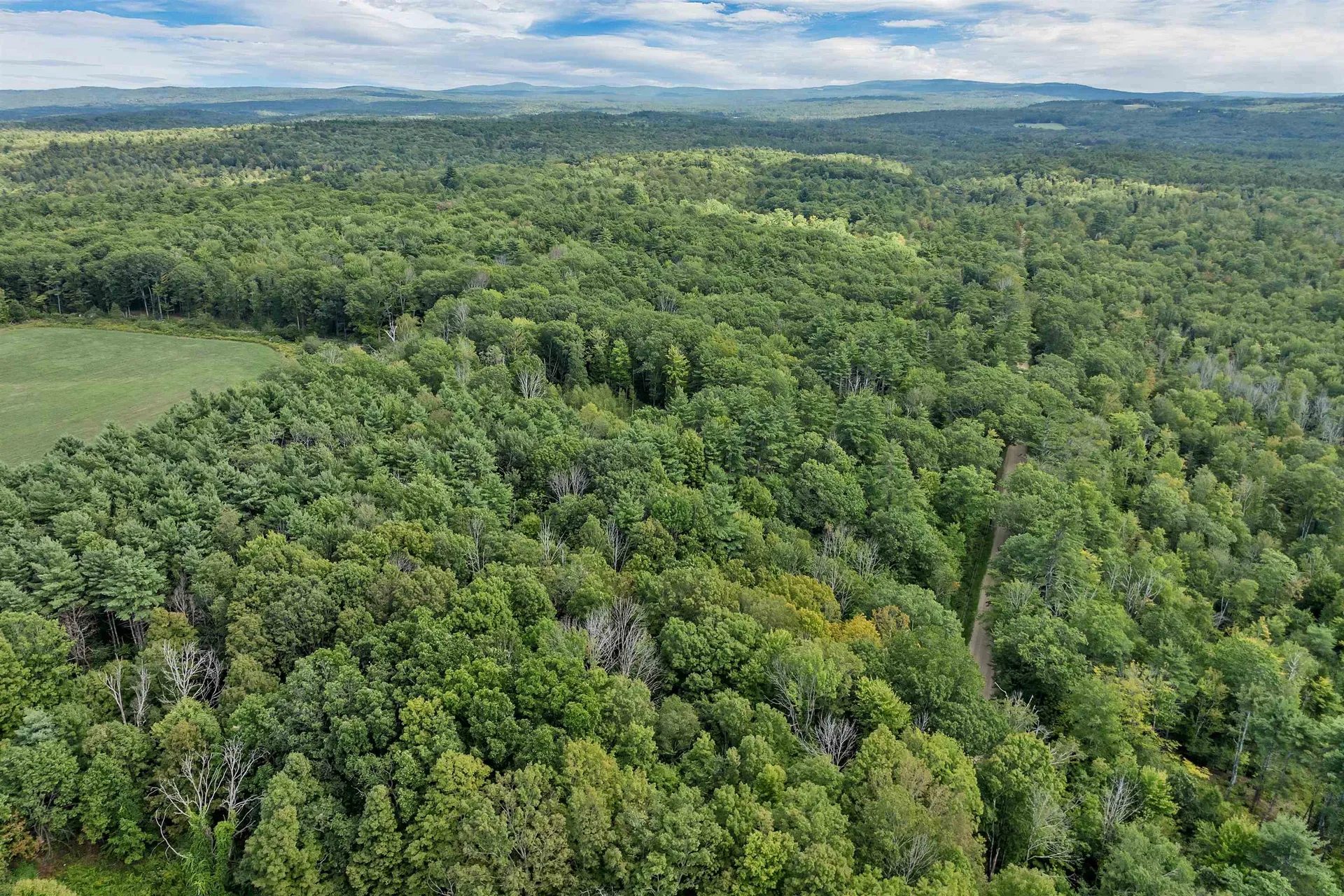 M1L52S3 Garland Road Barnstead NH 03218