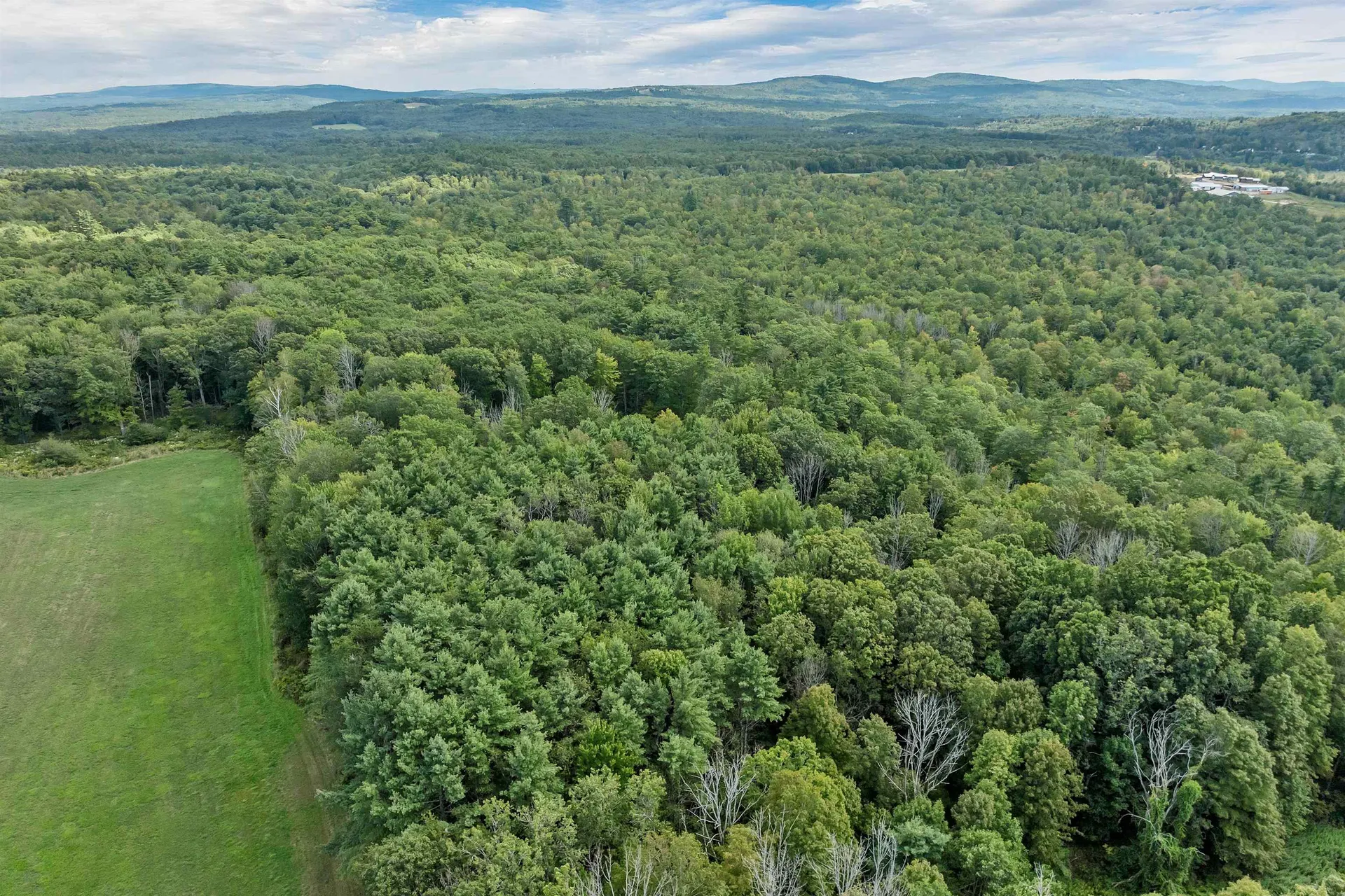 M1L52S3 Garland Road Barnstead NH 03218