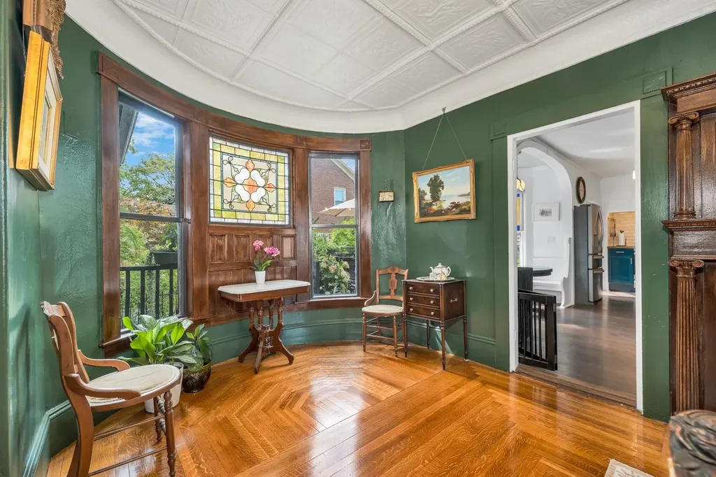 86 Wakefield Street Rochester NH 03867