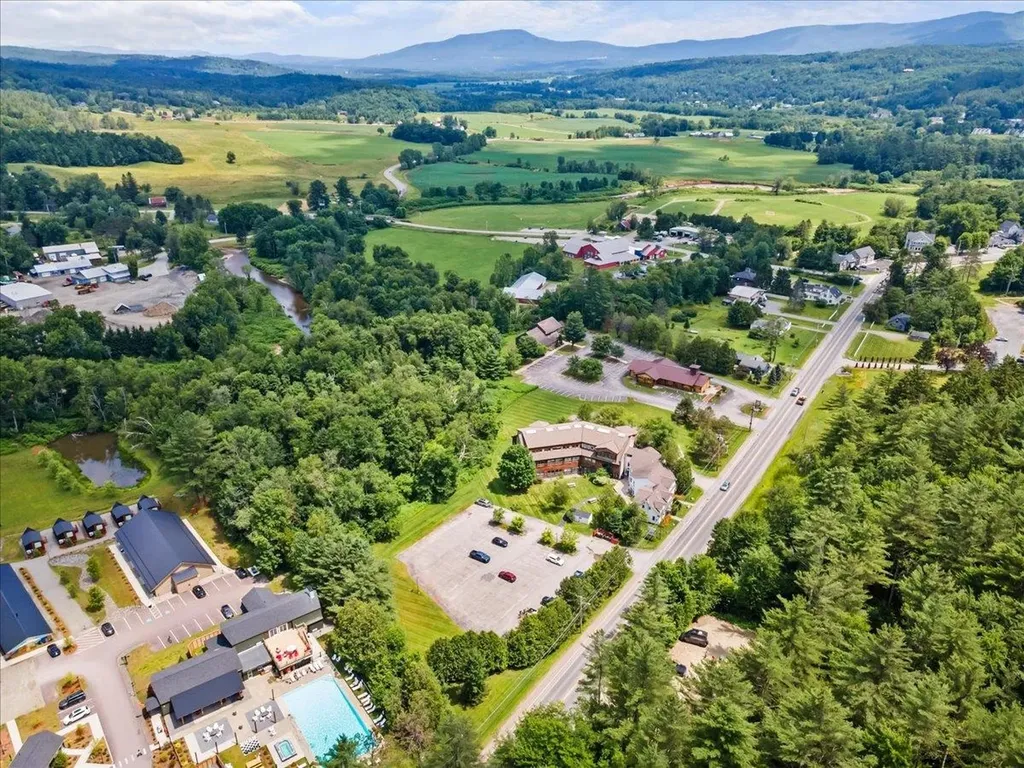 782 Mountain Road Stowe VT 05672