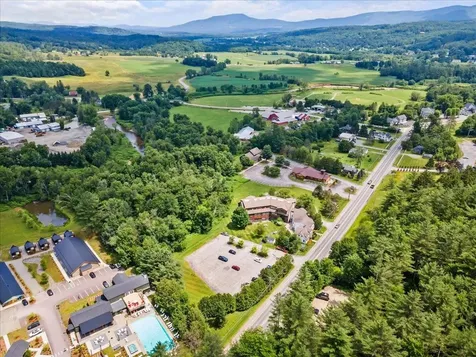 782 Mountain Road Stowe VT 05672