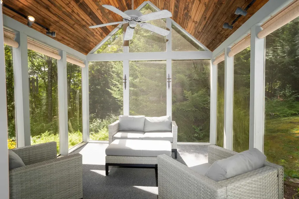 282 Melendy Hill Road Londonderry VT 05155