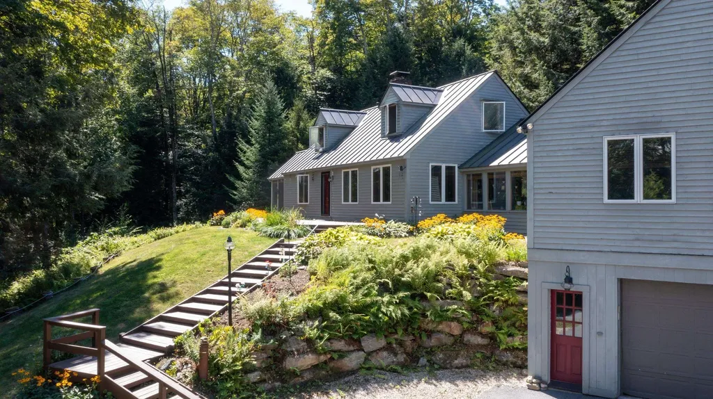 282 Melendy Hill Road Londonderry VT 05155