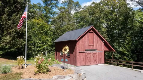 282 Melendy Hill Road Londonderry VT 05155