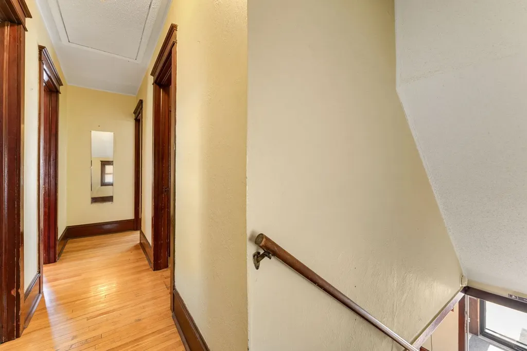 135 Charlotte Street Burlington VT 05401