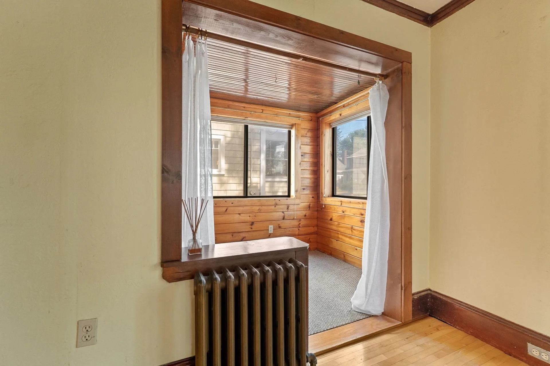 135 Charlotte Street Burlington VT 05401