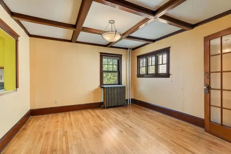 135 Charlotte Street Burlington VT 05401