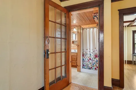 135 Charlotte Street Burlington VT 05401