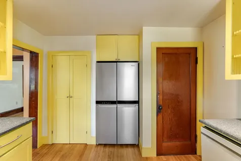 135 Charlotte Street Burlington VT 05401