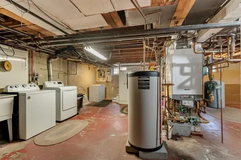 135 Charlotte Street Burlington VT 05401