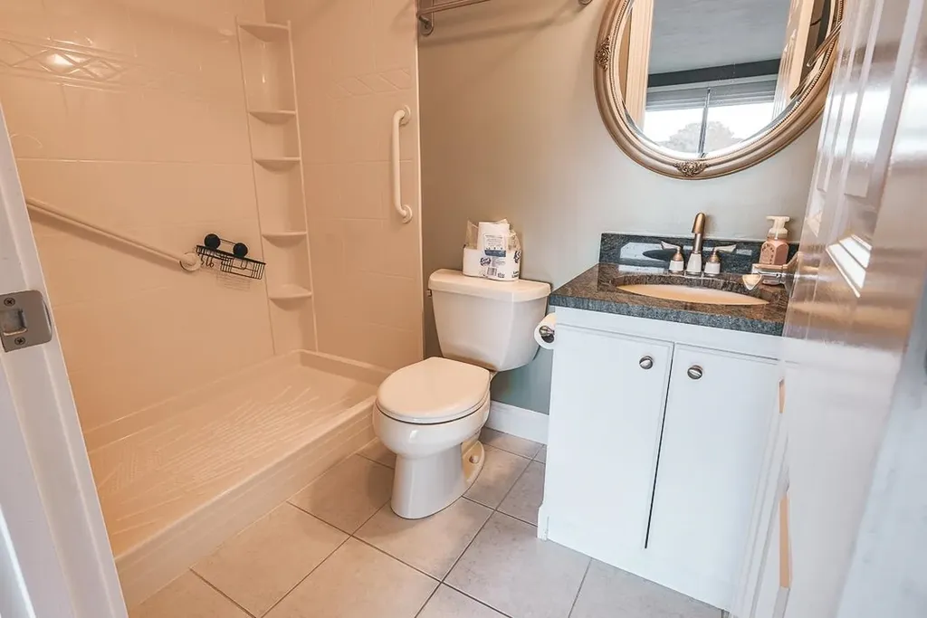 55 River Road Manchester NH 03104