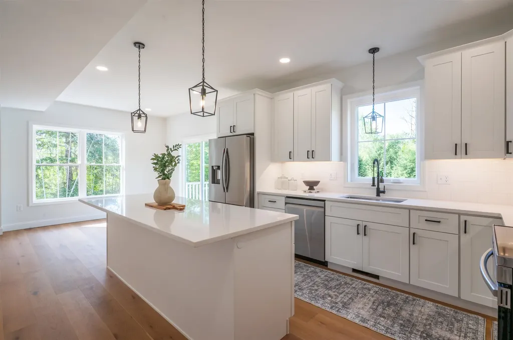 109 Vail Road Barnstead NH 03225