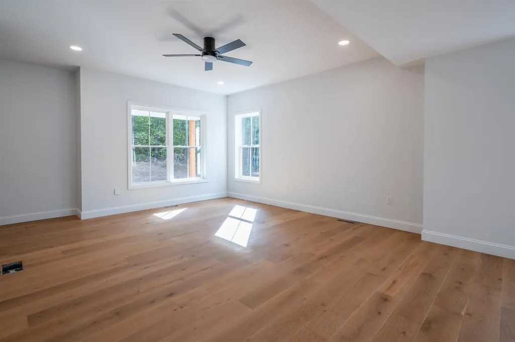 109 Vail Road Barnstead NH 03225