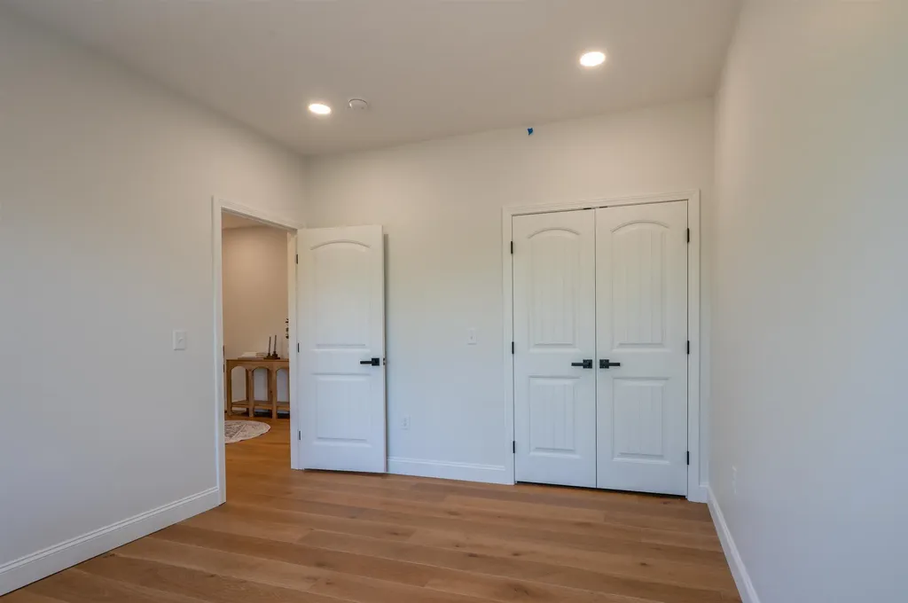 109 Vail Road Barnstead NH 03225