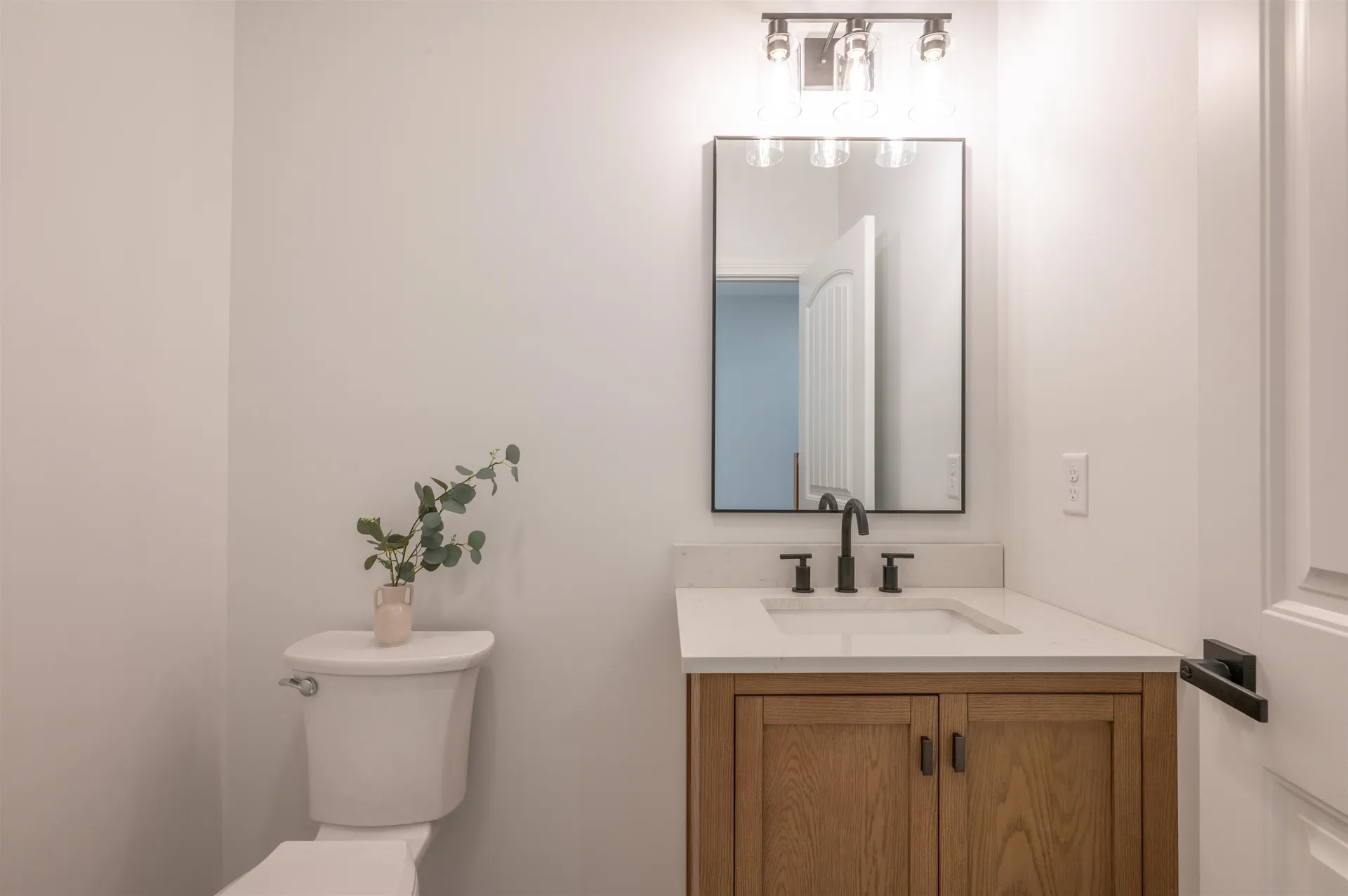 109 Vail Road Barnstead NH 03225