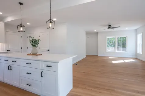 109 Vail Road Barnstead NH 03225